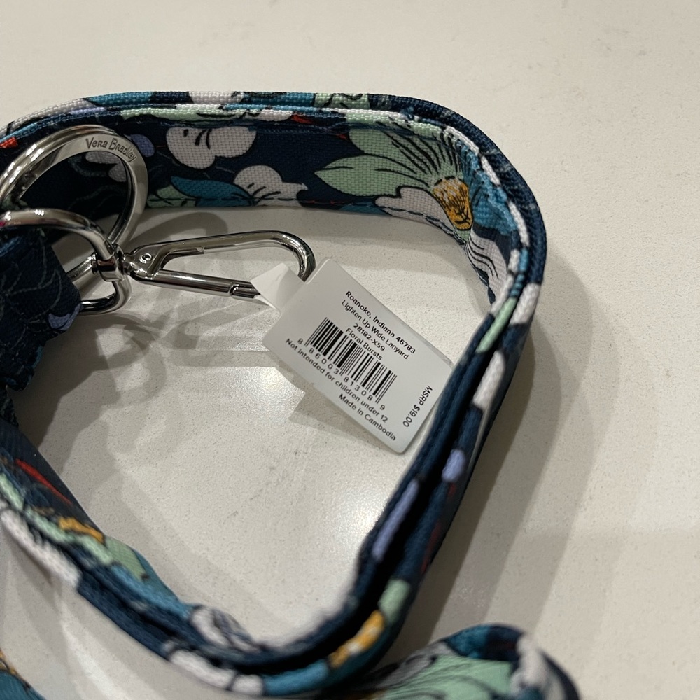 Vera Bradley Lighten Up Wide Lanyard - Picture 3 of 4